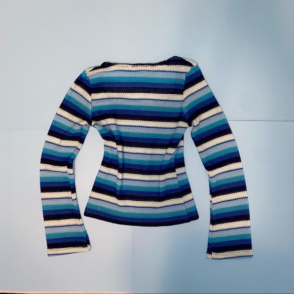 Y2K relaxed knit top 💙 - Picture 2 of 3